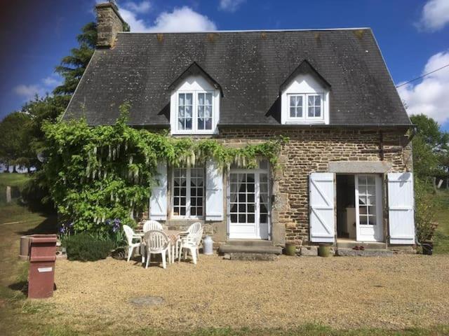 Villa La Chaumiere Sourdeval Exterior foto